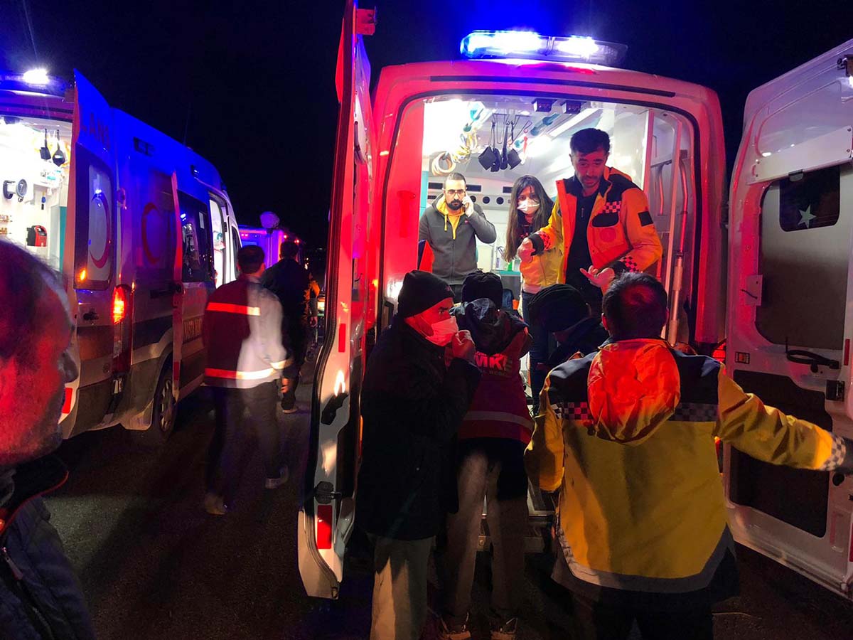 Erzincan'daki otobüs kazasında ölenlerin sayısı 2'ye çıktı