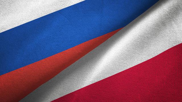 Rus diplomatlar Polonya'dan ayrıldı