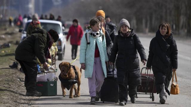 Mariupol'da 100 bin sivil acil tahliye bekliyor