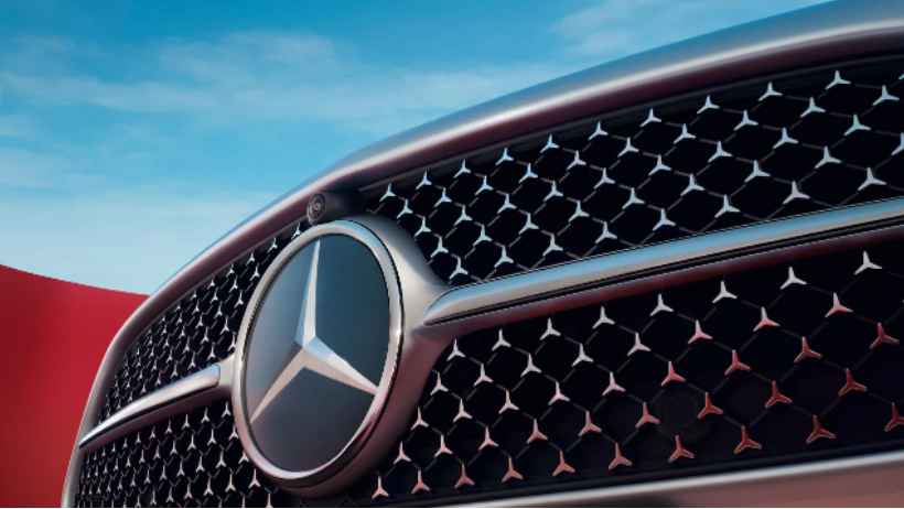 Mercedes Benz üretimlerini durdurdu