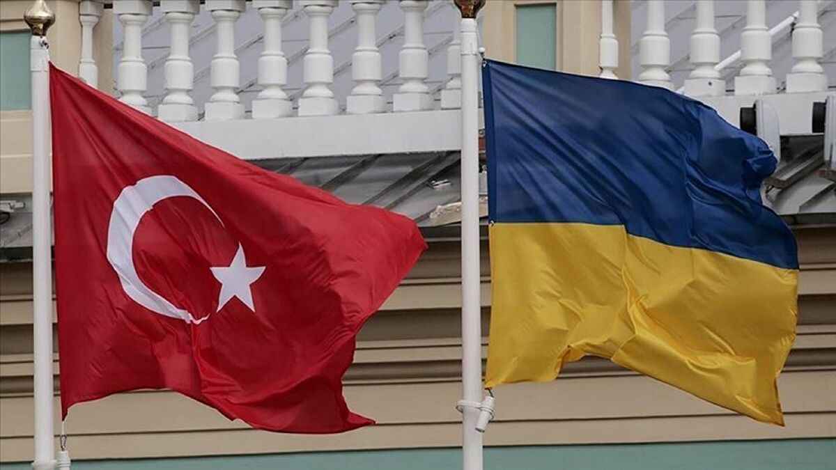 Türk Büyükelçiliği Kiev'e döndü