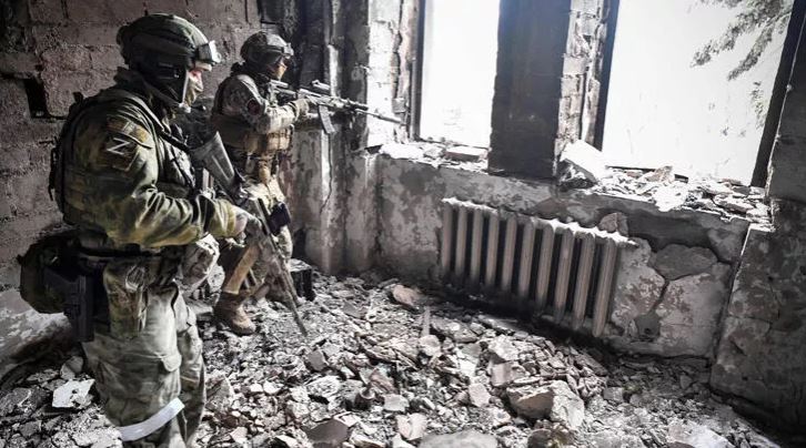 Rusya Savunma Bakanlığı: Mariupol’de 1026 Ukrayna askeri teslim oldu