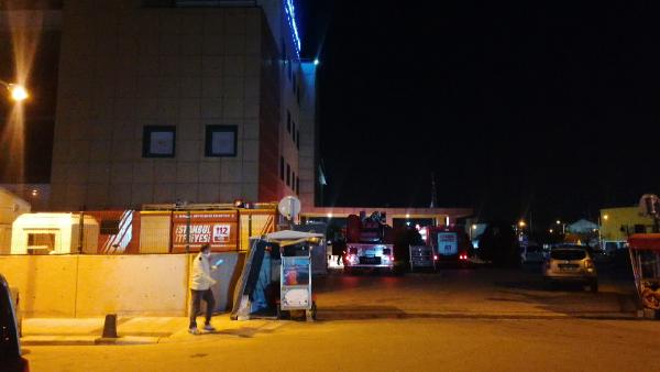 Silivri Devlet Hastanesi'nde yangın paniği