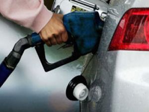 Benzin satışları yüzde 5.4 azaldı