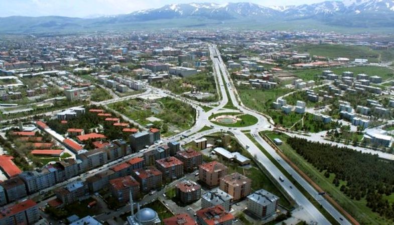 Erzurum Yakutiye’de icradan satılık iş yeri