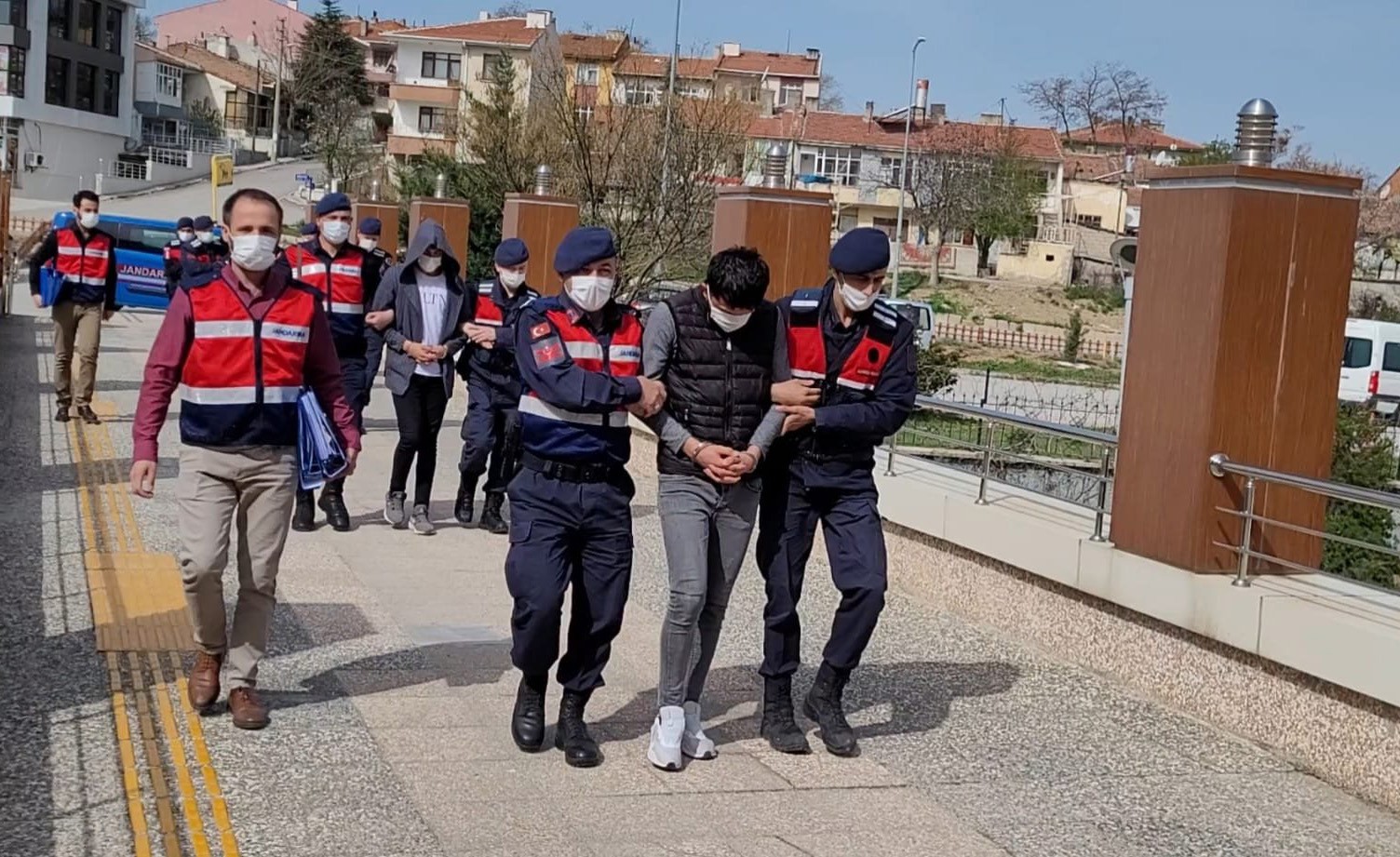 Ankara'da şans oyunu dolandırıcılarına operasyon