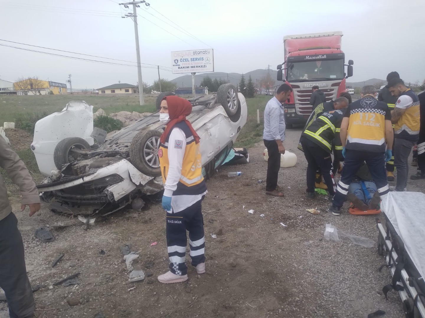 Nevşehir’de otomobil takla attı: 3 kişi yaralandı