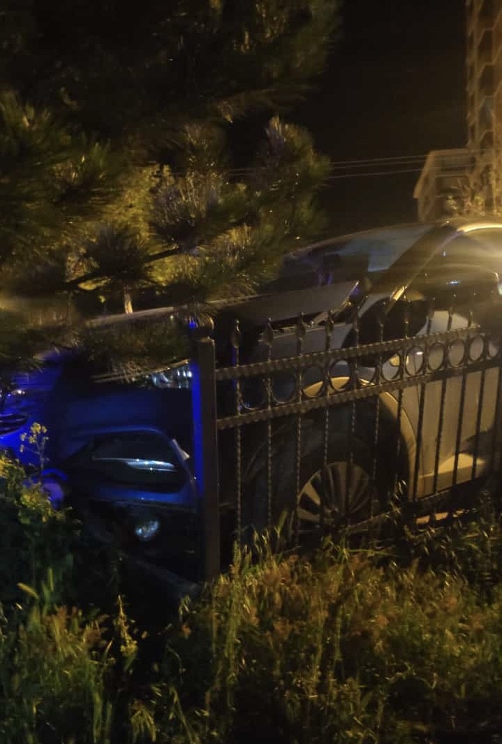 Kastamonu'da otomobil ağaca çarptı: 1 ölü, 3 yaralı