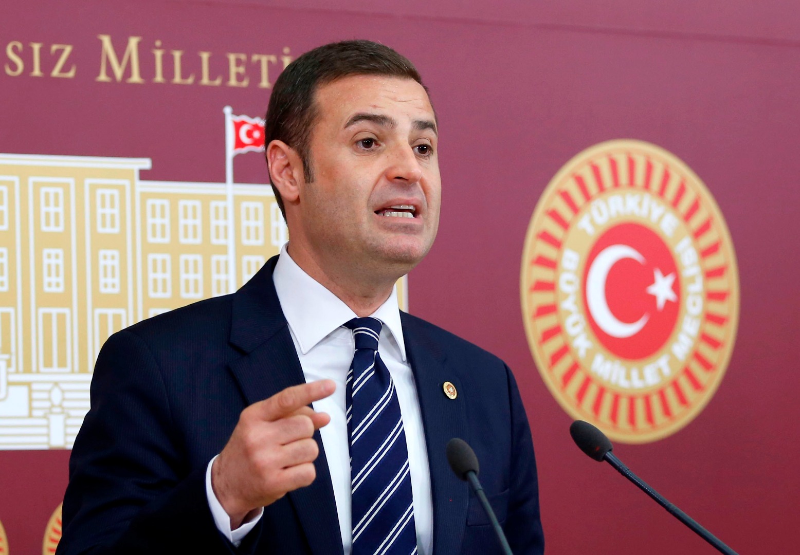 CHP'li Ahmet Akın 'elektrik zammı' için tarih verdi