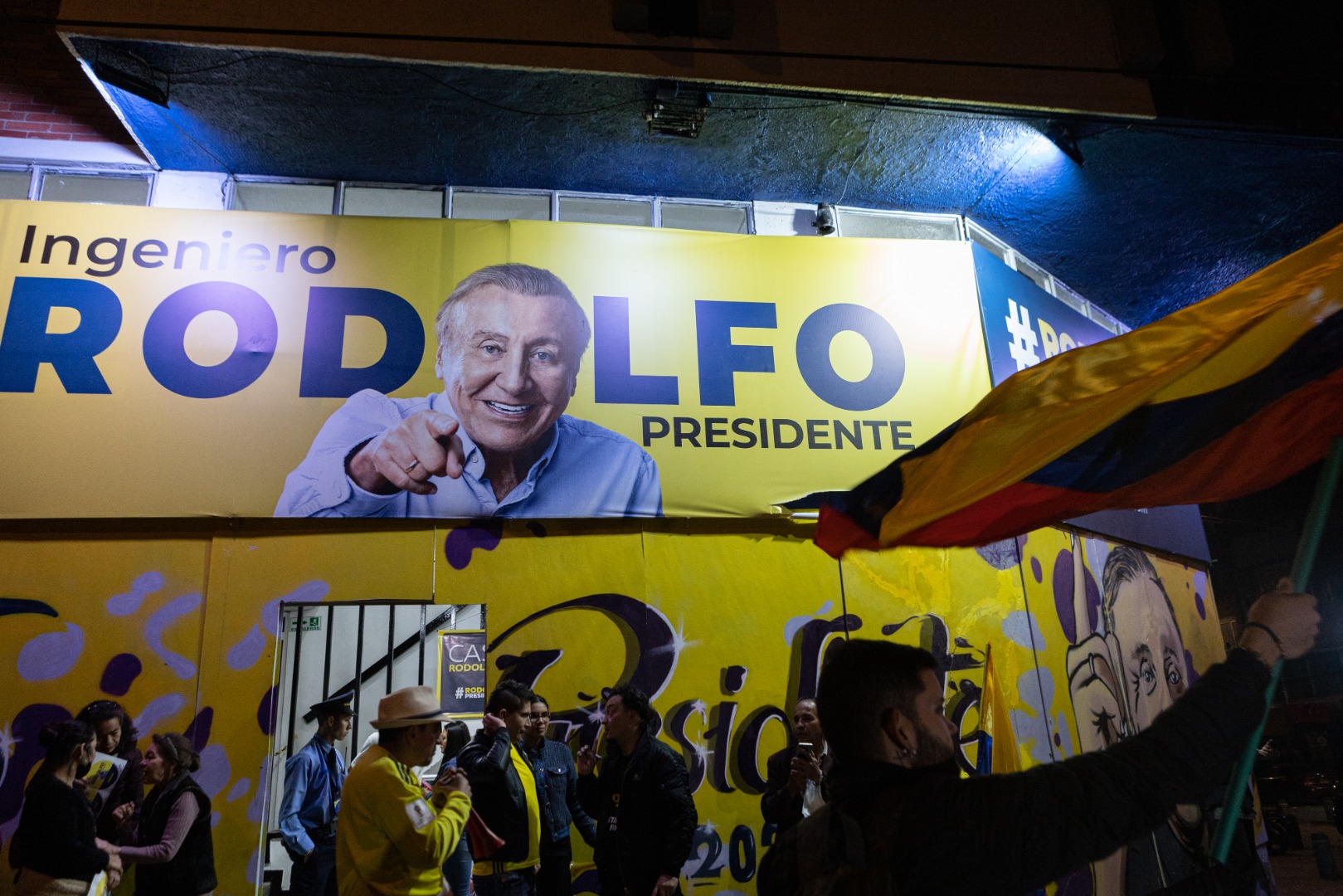Kolombiya'da yeni cumhurbaşkanını ikinci tur seçimleri belirleyecek