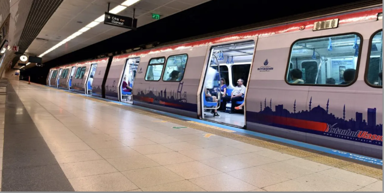 Üsküdar-Çekmeköy metro seferleri arıza nedeniyle durdu