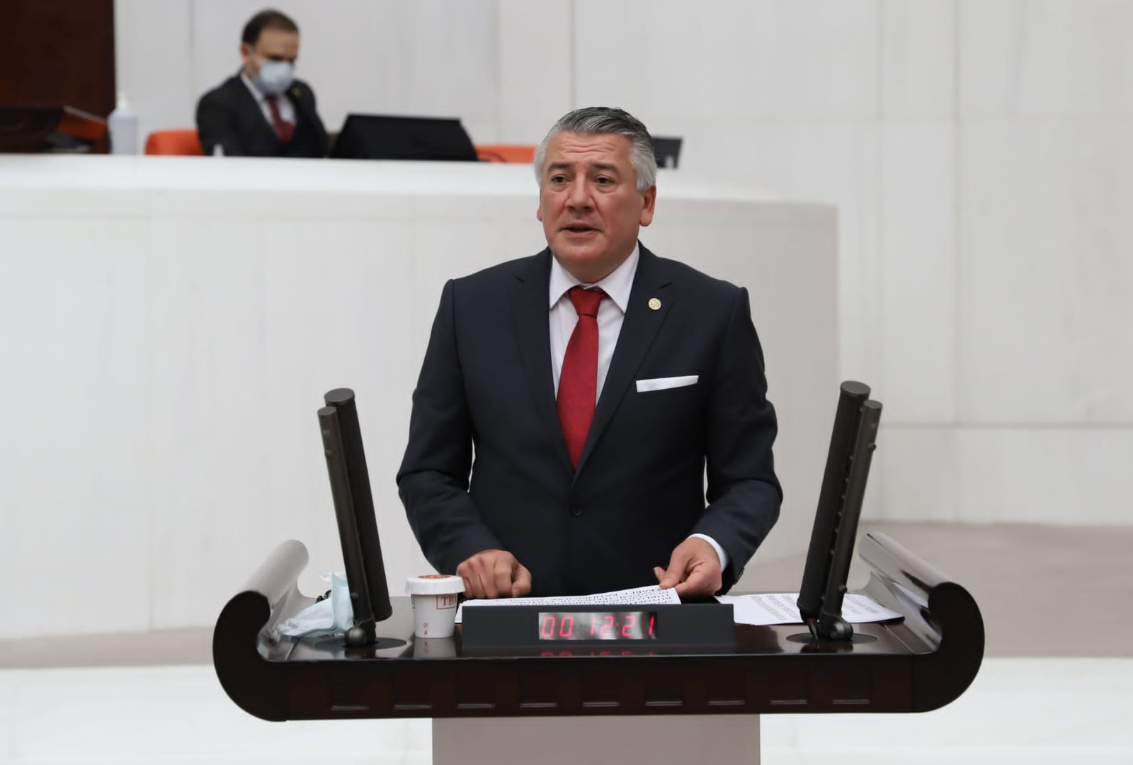 İYİ Parti Trabzon Milletvekili Hüseyin Örs, Sarp Sınır Kapısı’nda yaşanan yoğunluğu TBMM’de gündeme getirdi