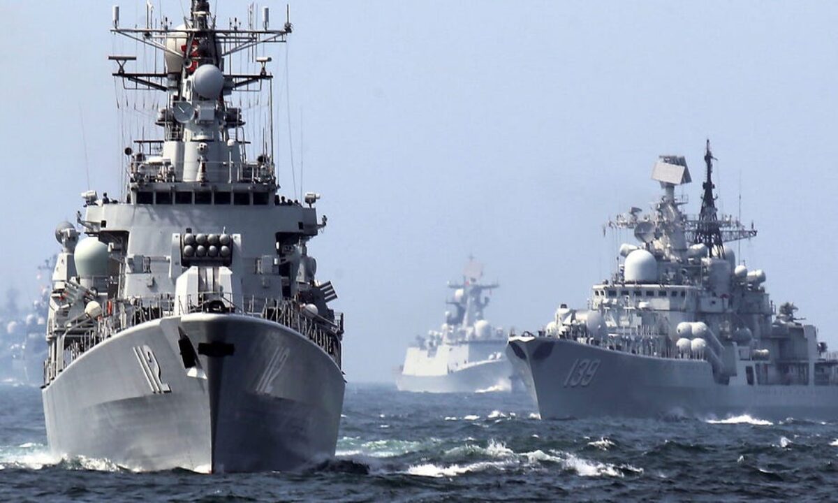 Rus Donanması’ndan pasifik hamlesi. 40’tan fazla gemi tatbikata başladı
