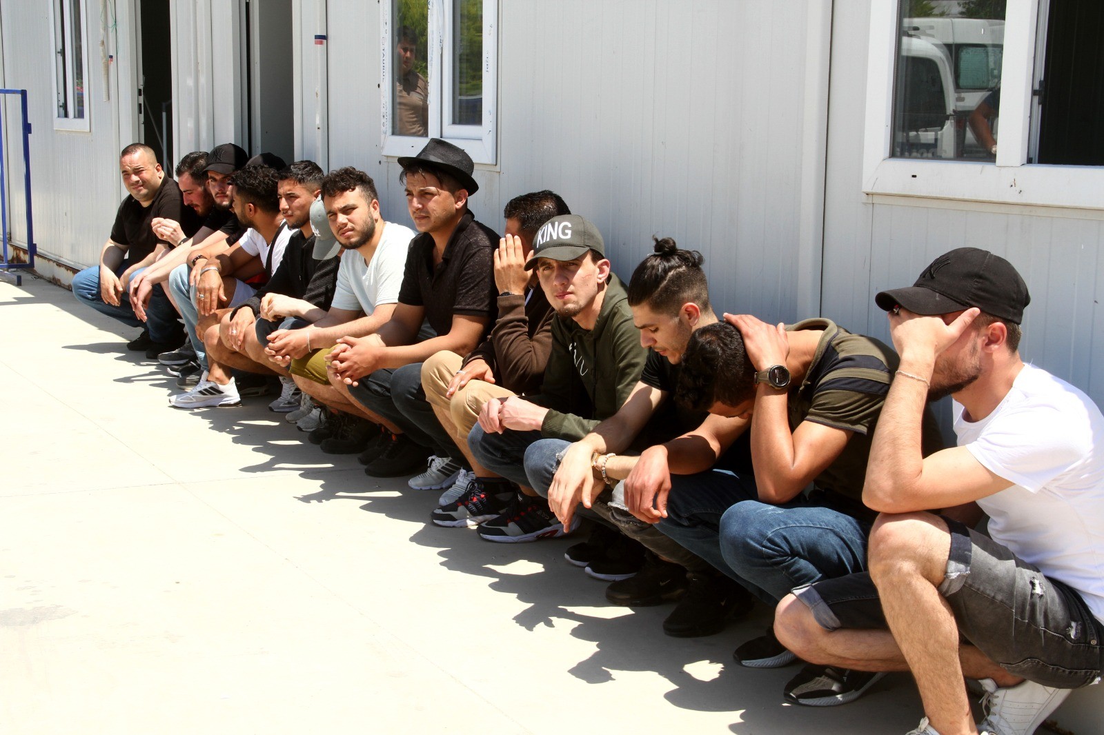 Muğla'da 25 kaçak göçmen yakalandı