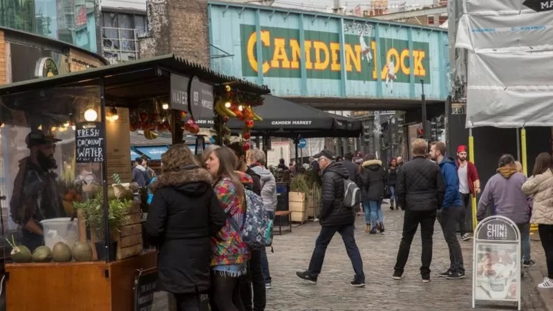 Londra'nın tarihi pazarı Camden Pazarı 1,5 milyar sterline satışa çıkarıldı