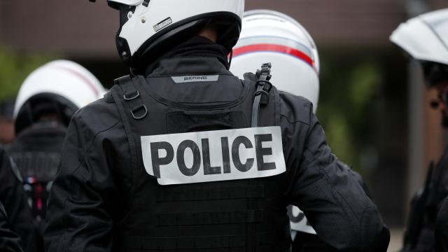 Fransa'da katliam hazırlığı yapan bir kişi gözaltına alındı