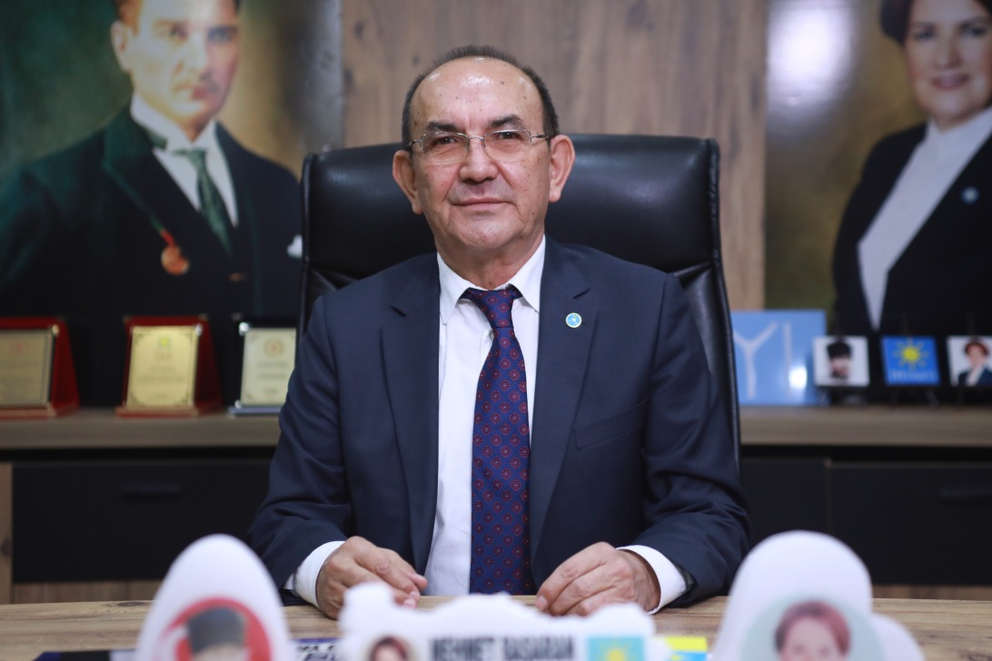 İYİ Parti Antalya İl Başkanı Mehmet Başaran:  Öğrenci intiharlarının altında tarikat baskısı mı var?”