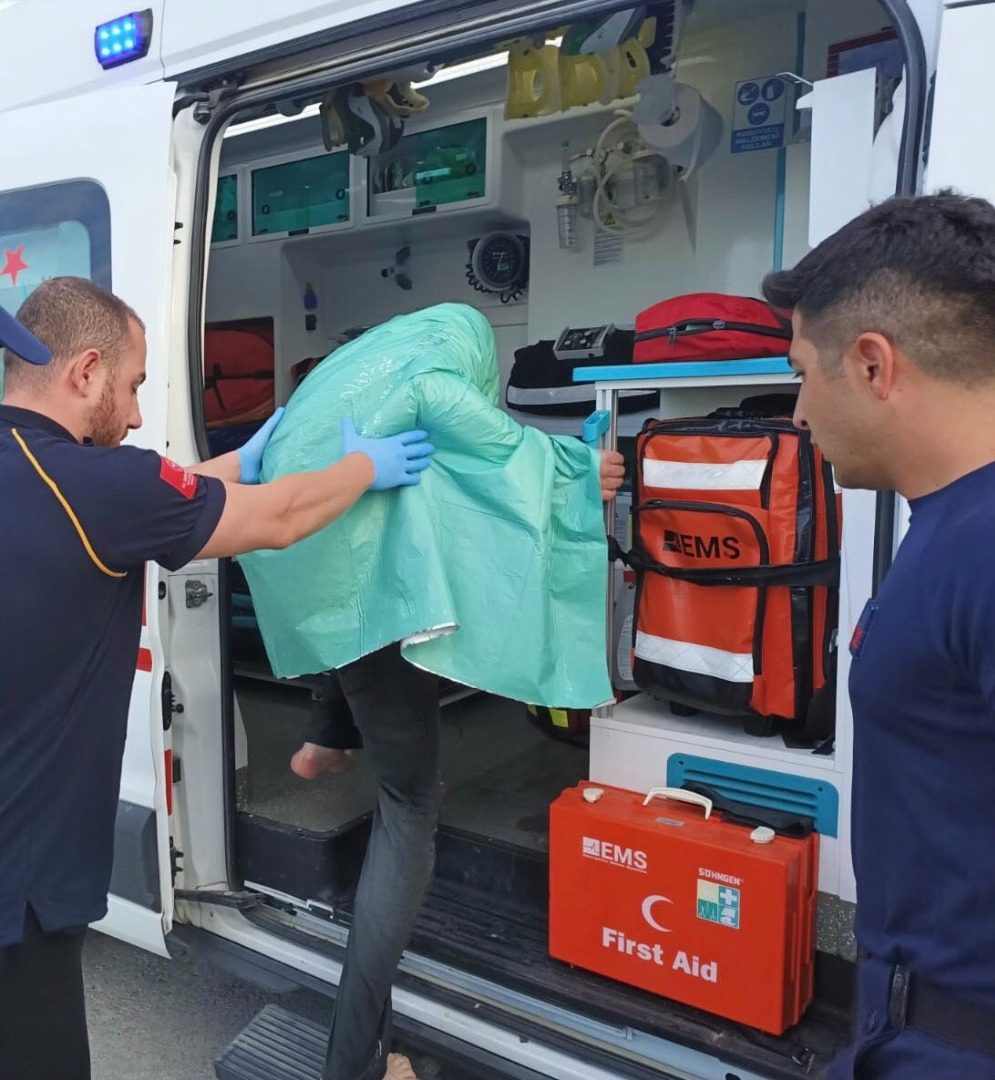 Çanakkale'de feribottan denize düşen yolcu kurtarıldı