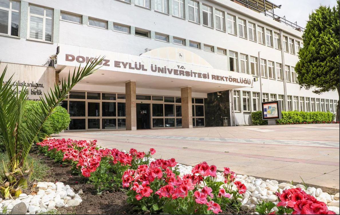 Dokuz Eylül Üniversitesi 40 personel alacak