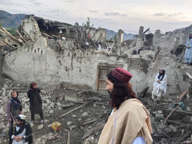 Afganistan'daki depremde bilanço ağırlaşıyor. Bin kişi yaşamını yitirdi