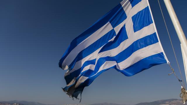 Rusya'nın Yunan diplomatları "istenmeyen kişi" ilan etmesine Atina'dan tepki