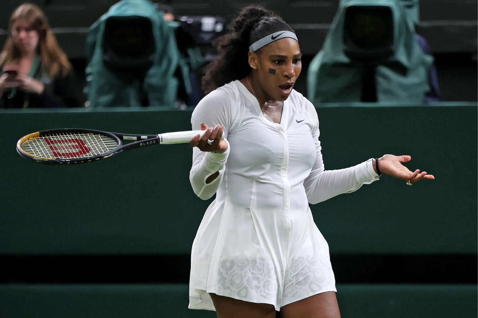 Serena Williams'a Wimbledon'da büyük şok