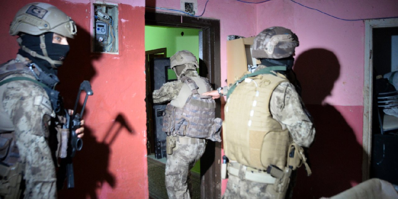 Terör örgütü IŞİD'e ''şafak'' operasyonu