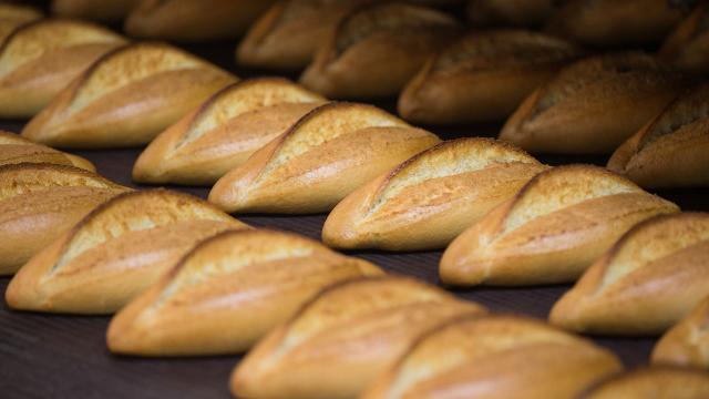 Meslek liseleri günde 1 milyon ekmek üretecek