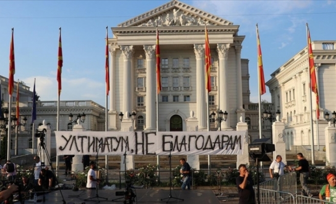 Kuzey Makedonya'da AB üyeliği önerisiyle ilgili eylemler sürüyor