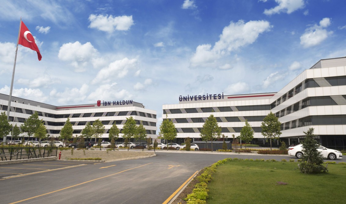 İbn Haldun Üniversitesi personel alacak