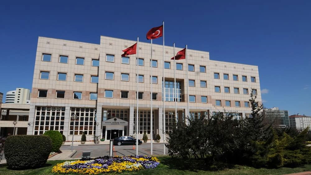 Gaziantep Büyükşehir Belediyesi mobilya ve malzeme satın alacak