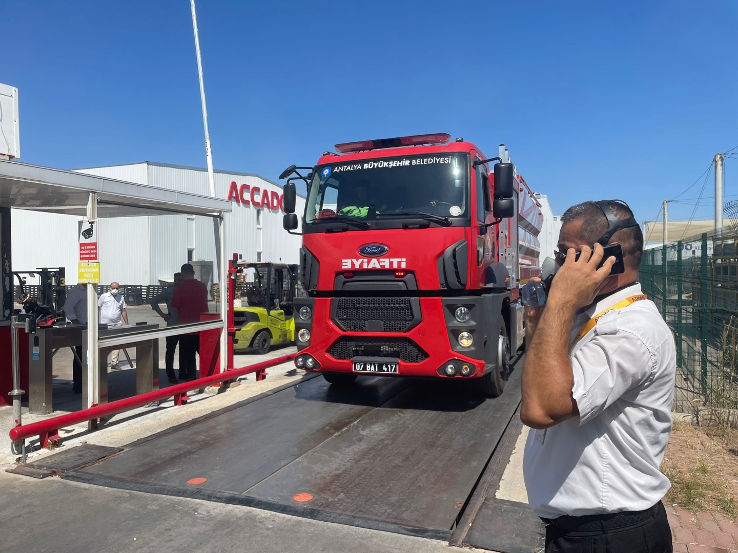 Antalya'da da Organize Sanayi Bölgesi'nde yangın