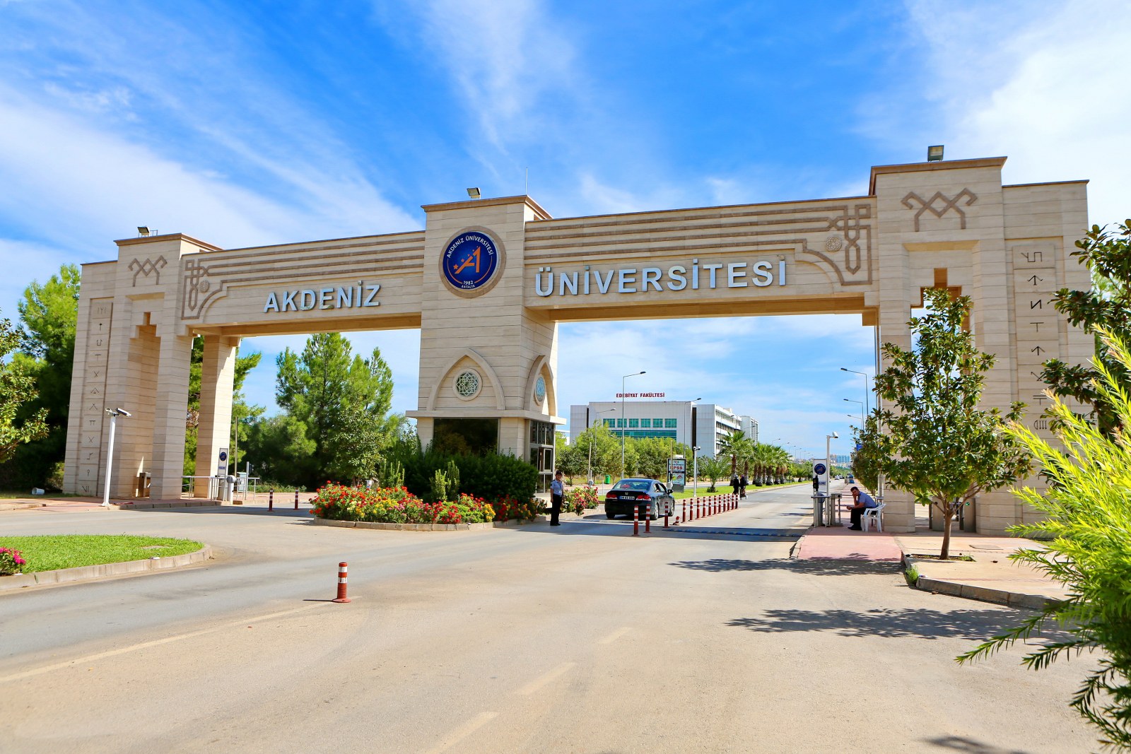 Akdeniz Üniversitesi 183 personel alacak