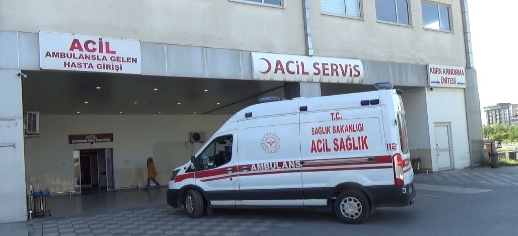 Malatya’da  4. kattan düşen boya işçisi yaralandı