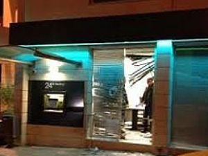 Cyprus Bank'a bombalı saldırı