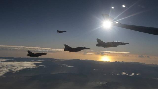 Çin'e ait 27 savaş uçağı, Tayvan'ın 'hava savunma sahasına' girdi