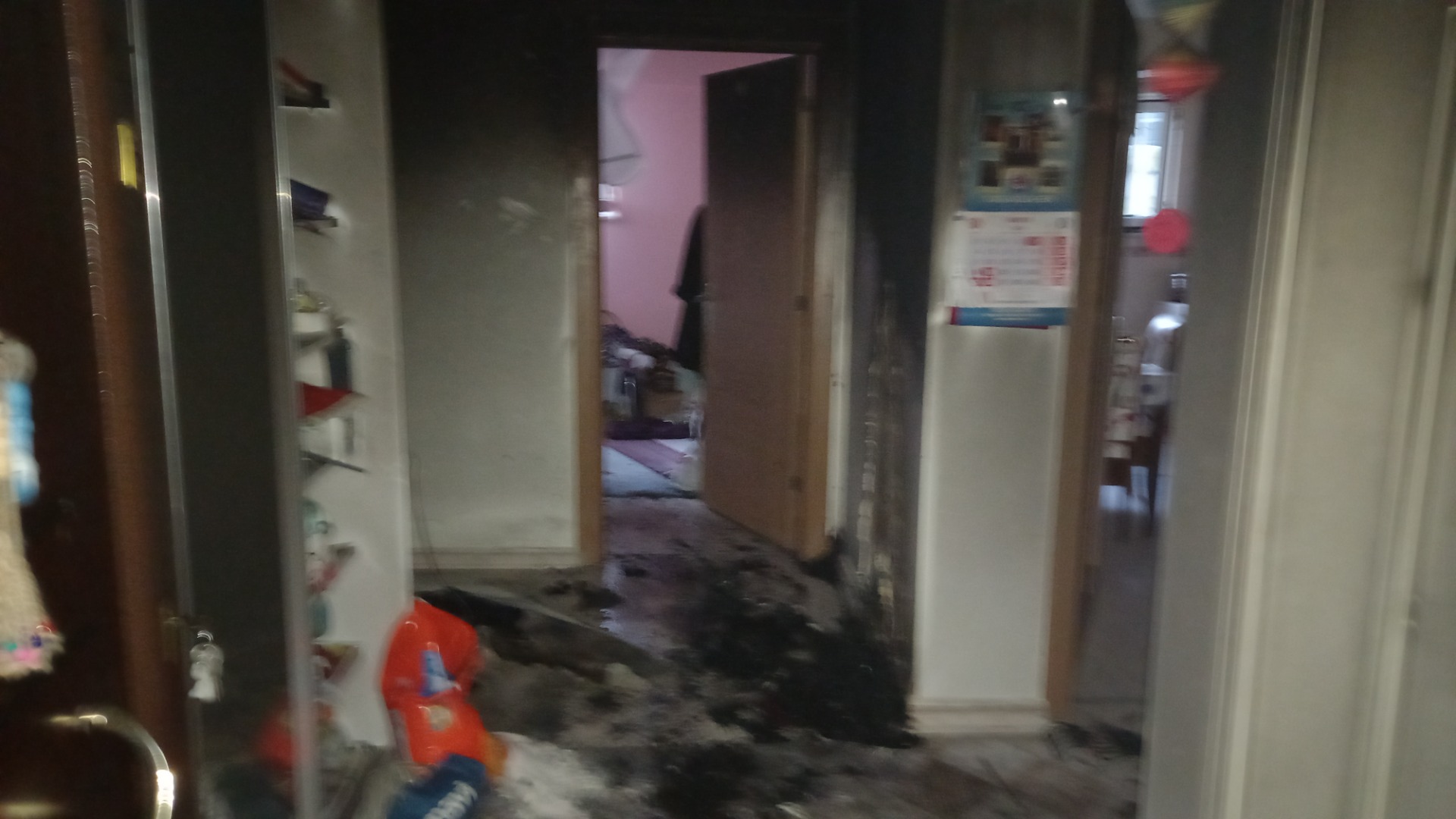 Kütahya'da elektrik süpürgesi evi yaktı