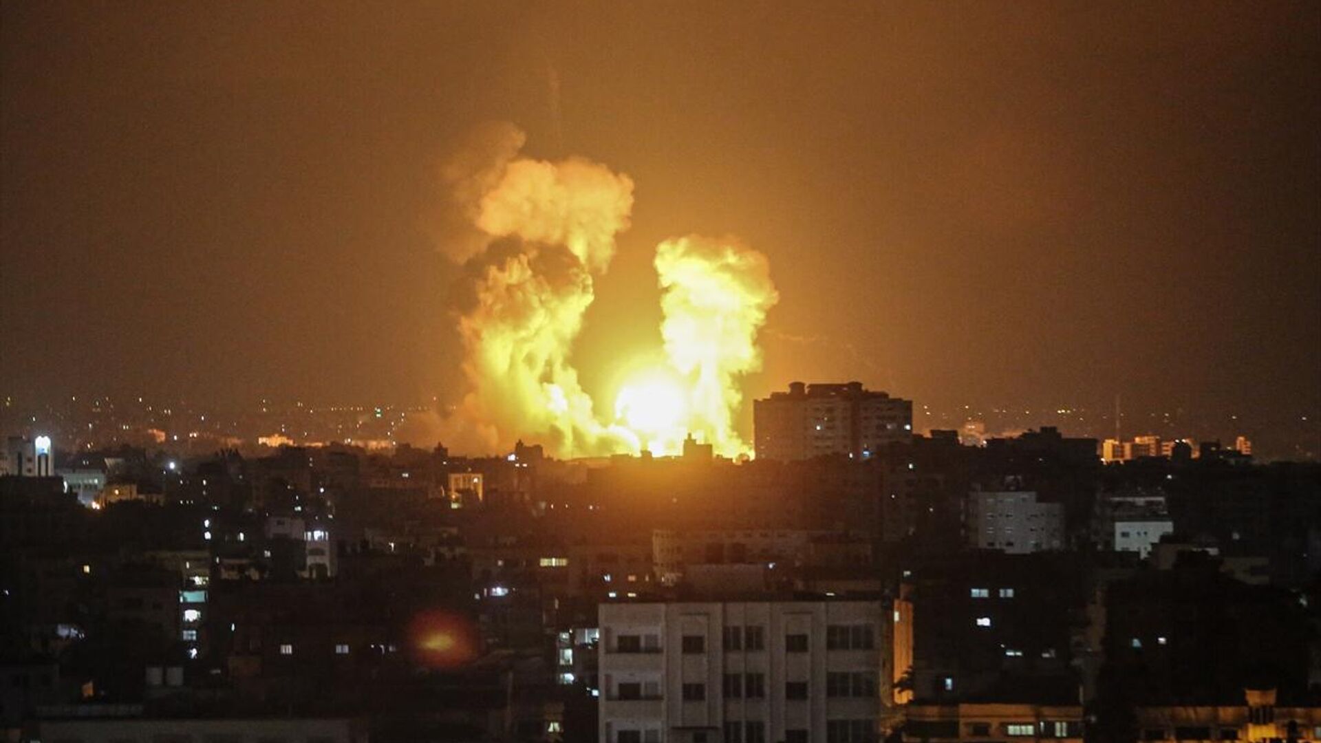 Dışişleri Bakanlığı: İsrail'in Gazze'ye yönelik düzenlediği hava saldırılarını şiddetle kınıyoruz