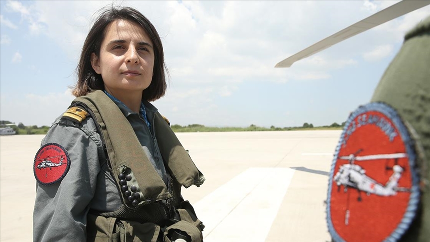 Deniz Hava Komutanlığı'nın tek kadın pilotu