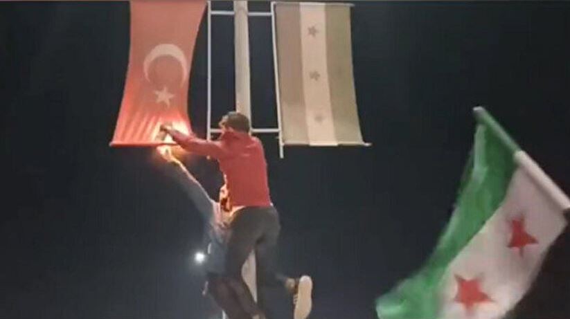 Azez'de Türk bayrağını yakanlar yakalandı