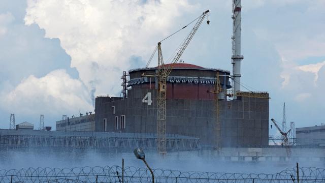 Macron'dan Rusya'ya Zaporijya Nükleer Santrali çağrısı