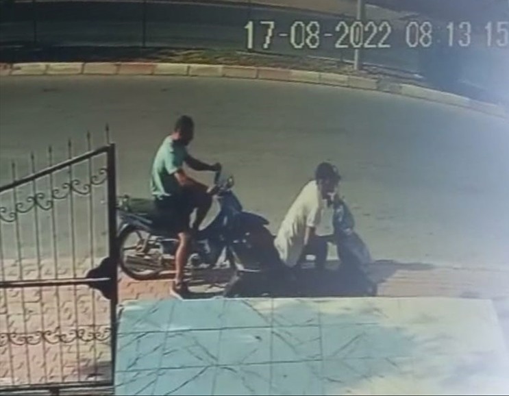 Mersin'de park halindeki motosiklet çalındı