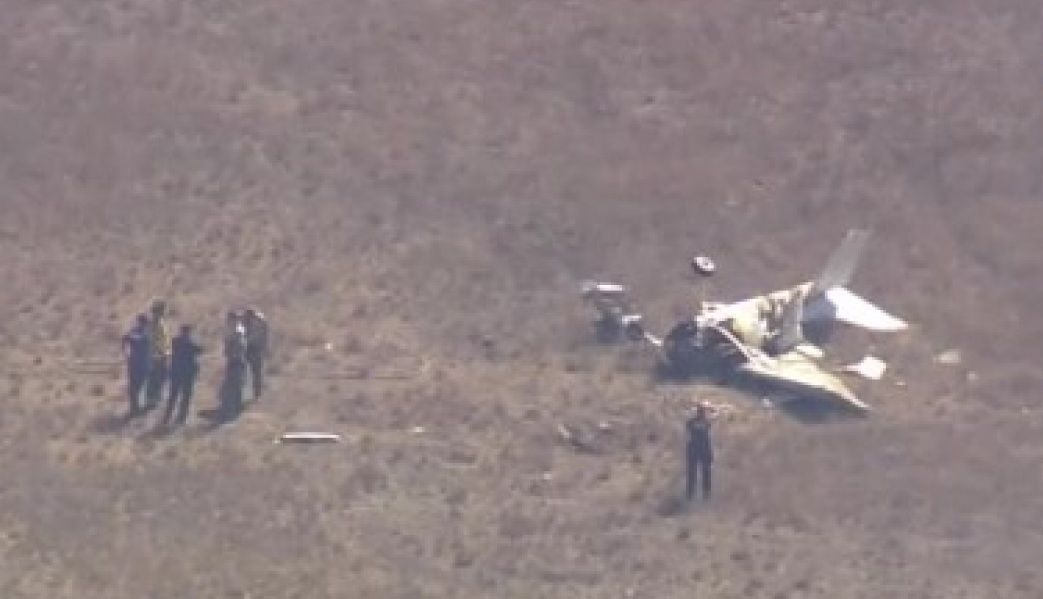 İki uçak havada çarpıştı: 2 ölü