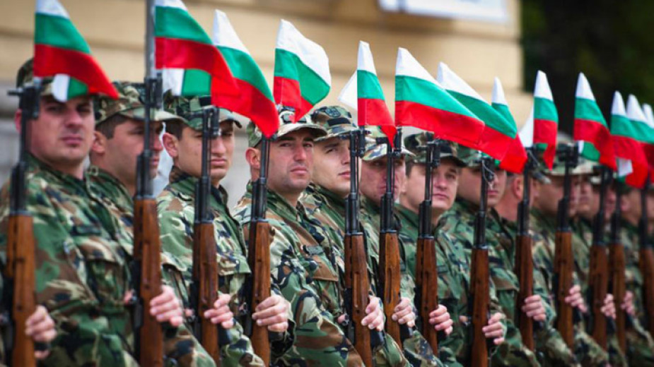 Bulgaristan, orduda uyuşturucu ve alkol kullanımını yasakladı