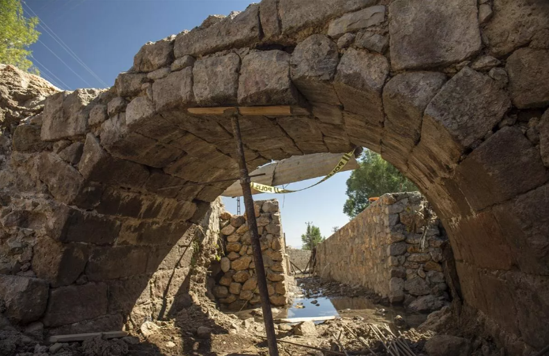 Tunceli'de tarihi taş kemerli köprü bulundu
