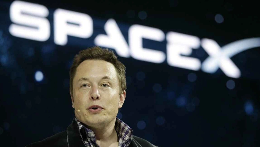 SpaceX'in logosundaki X'in sırrını Elon Musk açıkladı