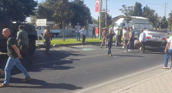 Mardin'de kaza: Zırhlı araç otomobile çarptı