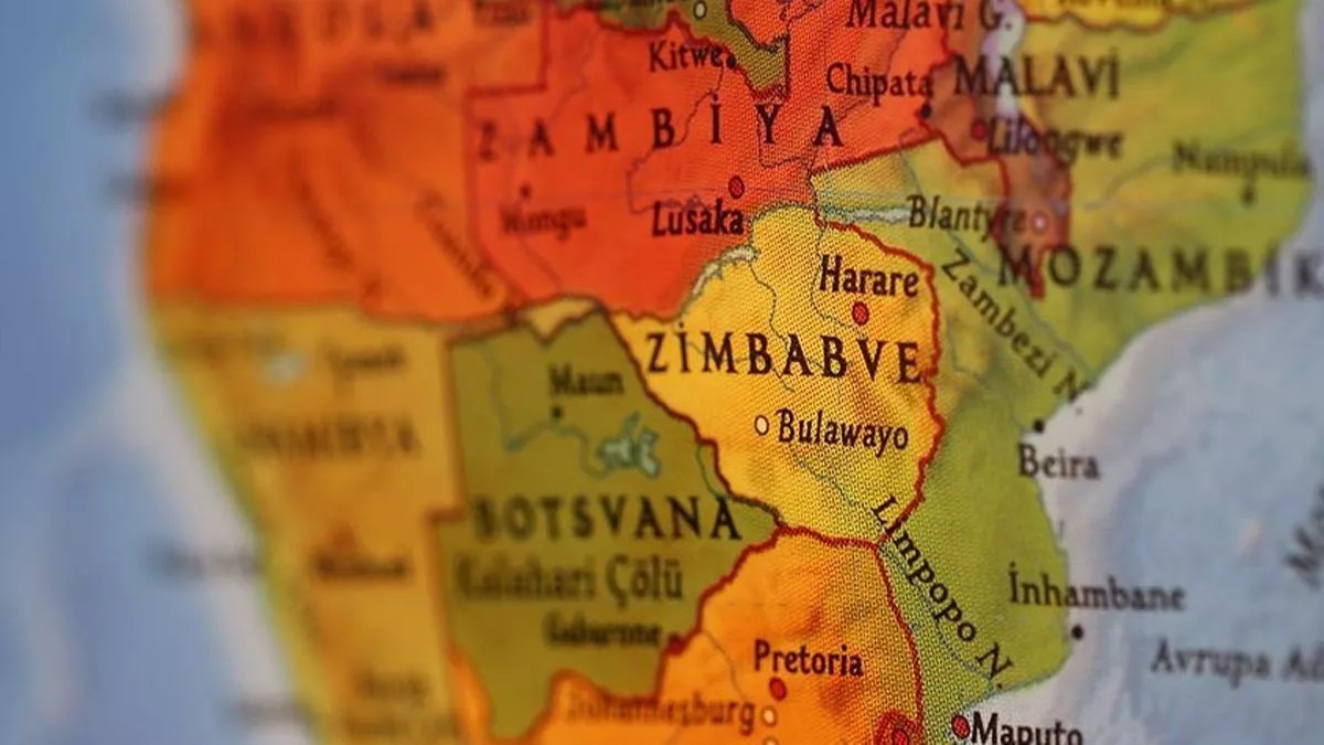 Zimbabve'de muhalefet liderinin konvoyuna bombalı saldırı