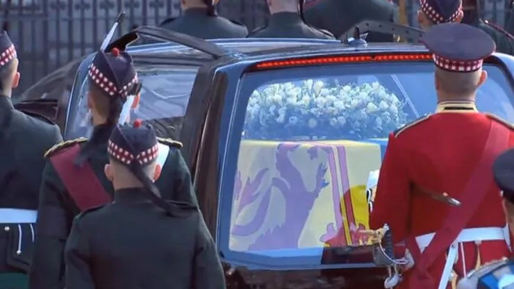 Kraliçe II. Elizabeth’in cenazesi Londra’ya ulaştı