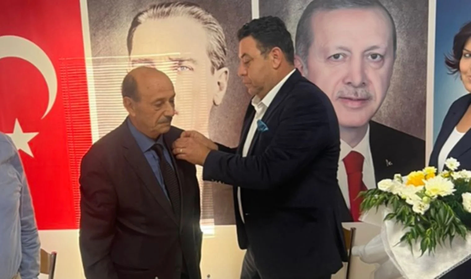 Mustafa Sarıgül'ün azarladığı TDP'li başkan AKP'ye katıldı